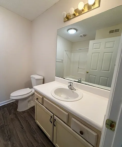 7129 W Friendly Ave #D — Photo 10
