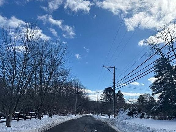 5th image of 134 N Bergen Mills Rd