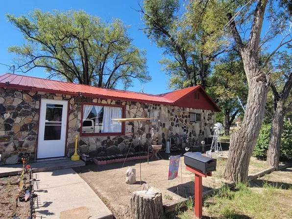 337 11th St, Las Animas, CO 81054