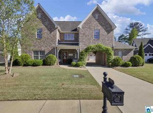 8005 Caldwell Dr, Trussville, AL 35173