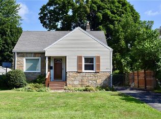 222 Leonard Rd, Rochester, NY 14616