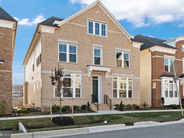 1003 Crown Park Ave, Gaithersburg, MD 20878