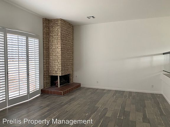 3rd image of 5275 Newcastle Ave Unit 1