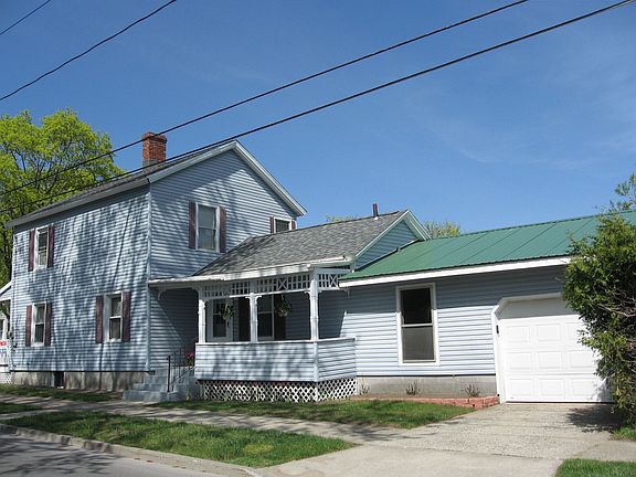2nd image of 74 Oak St