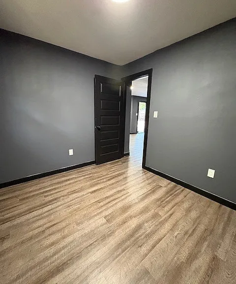 9407 Sandra St — Photo 12