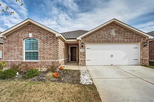 2105 Old Harbor Way Photo 1