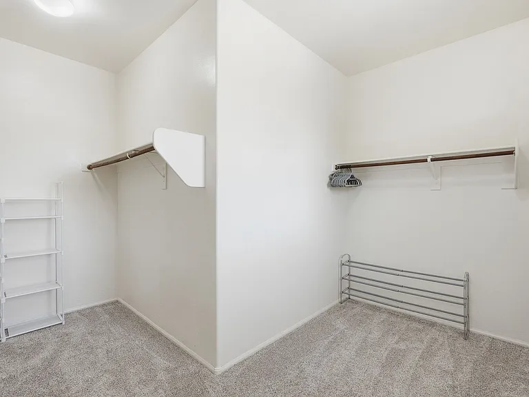 1846 E Merlot St — Photo 31
