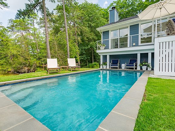 4th image of 399 Bermuda Rd