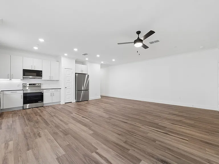 Kitchen | Living Room Kitchen | Living Room