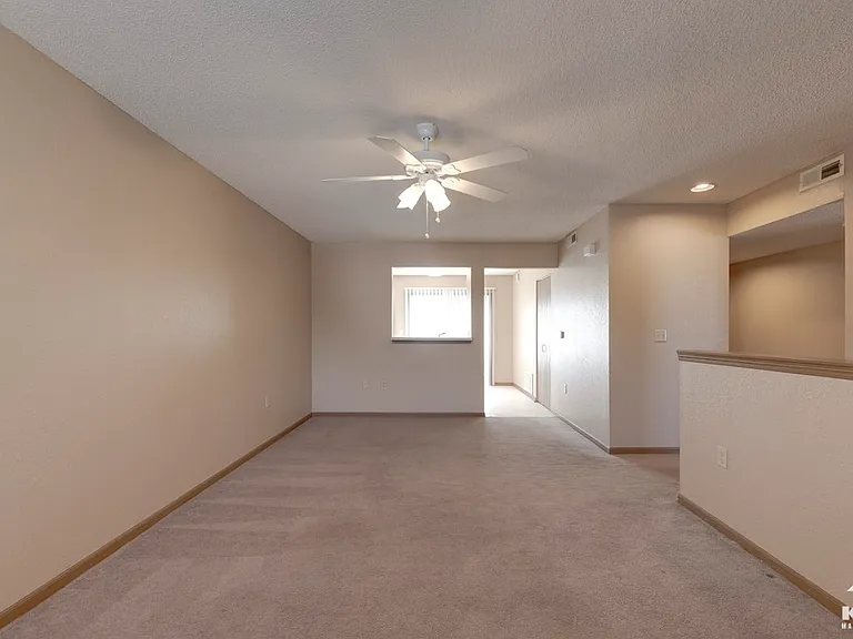 Country Meadow Residences — Photo 3