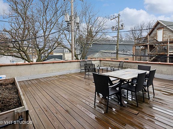 3rd image of 4124 N Lincoln Ave Unit 2