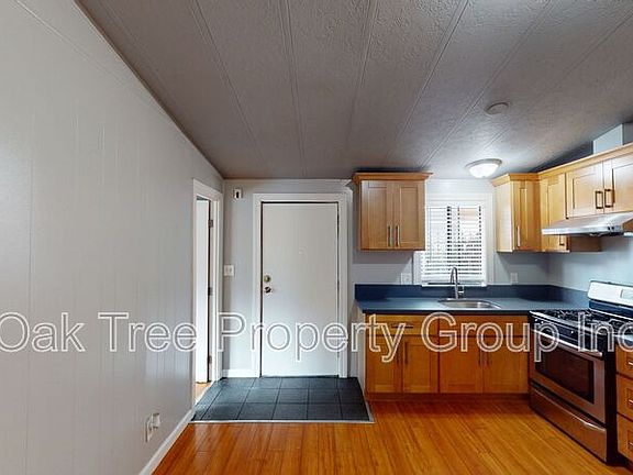 2nd image of 2219 23rd Ave #A