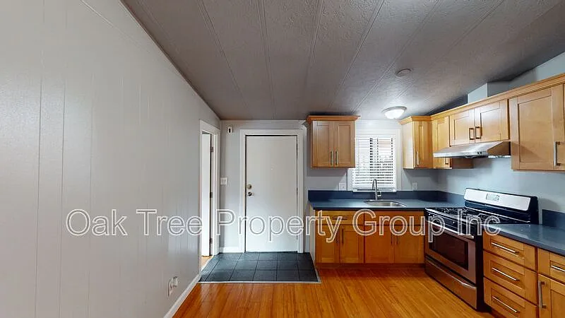 Building Photo - 2219 23rd Ave #A
