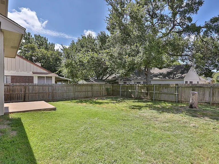 917 Minturn Ln — Photo 33