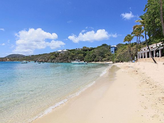 4th image of 135 Secret Harbor Rd