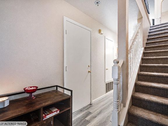 4th image of 590 Laurel Grove Circle