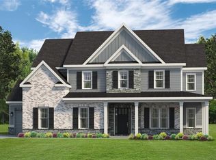 8670 Etowah Blfs, Ball Ground, GA 30107