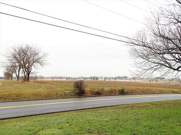 3rd image of 2228 Junction Rd