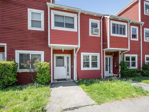 44 Bradley St #44, Somerville, MA 02145