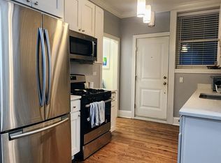 735 W Belmont Ave #1C, Chicago, IL 60657