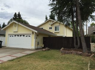 7008 Springmont Dr, Elk Grove, CA 95758