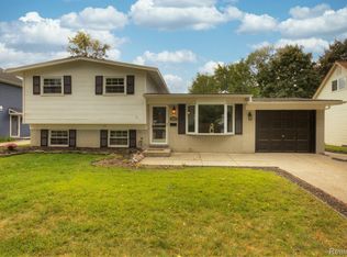 325 Burroughs St, Plymouth, MI 48170