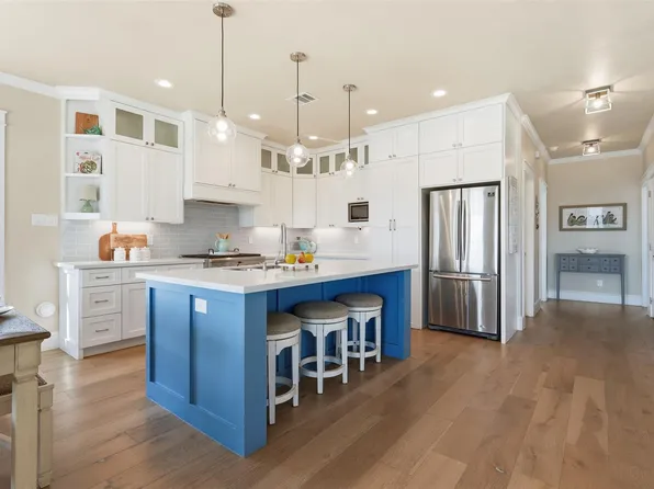 4027 Silver Reef, Galveston, TX 77554