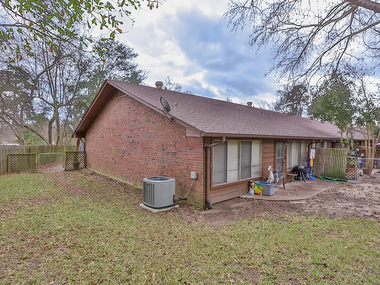 2904 Old Houston Rd #1 — Photo 4