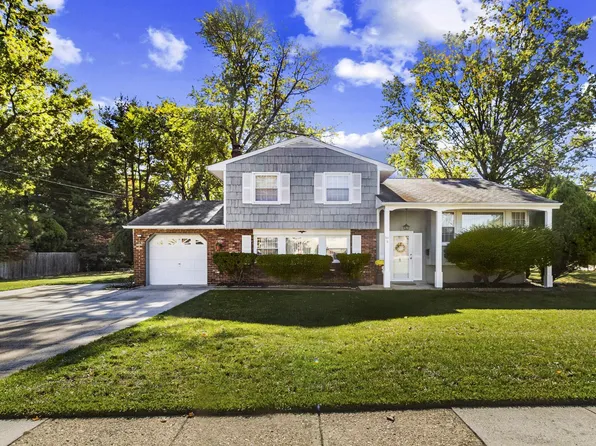 60 Notre Dame Dr, Delran, NJ 08075