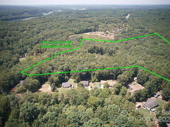 2nd image of 463 Laurel Cove Rd