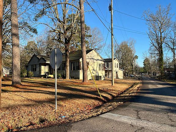 2nd image of 702 Tidmore Bend Rd