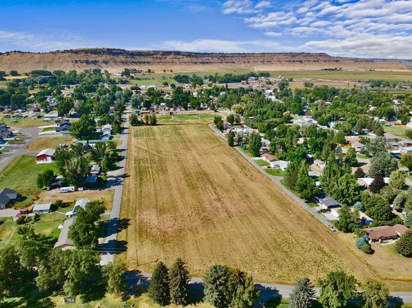 522 3rd St SW, Park City, MT 59063