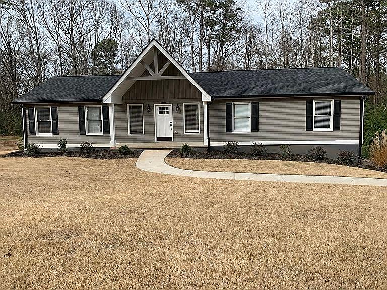 1st image of 190 Marshall Cir