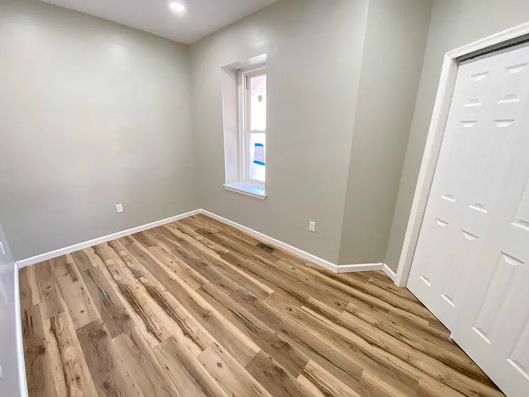 1426 W Rockland St #1 — Photo 5