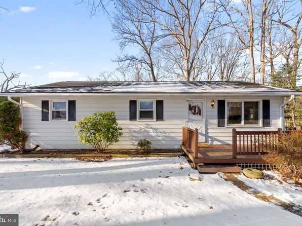 2106 Don Ave, Westminster, MD 21157