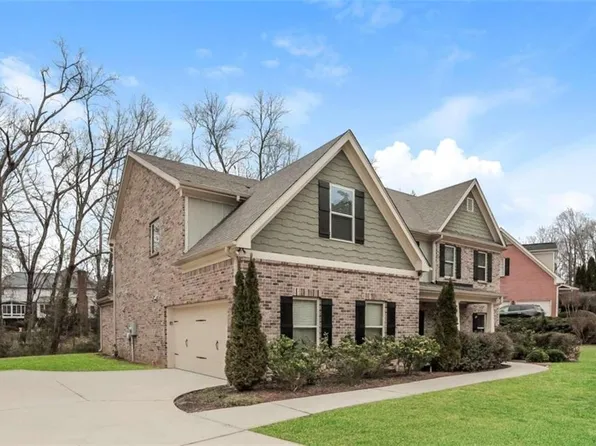 137 Tara Blvd, Loganville, GA 30052