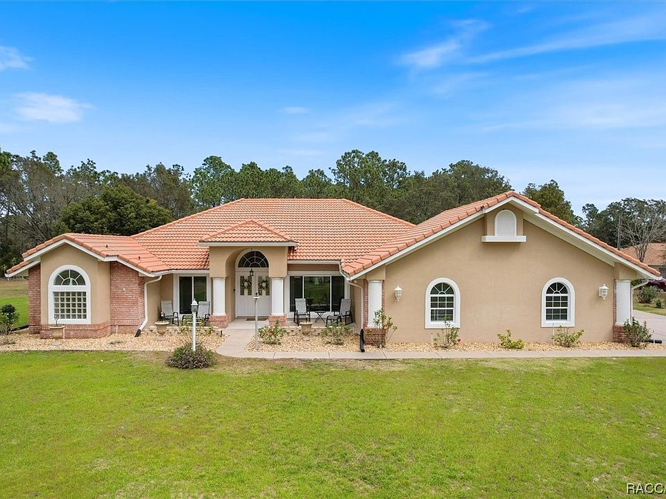 1st image of 5909 N Oakmont Dr