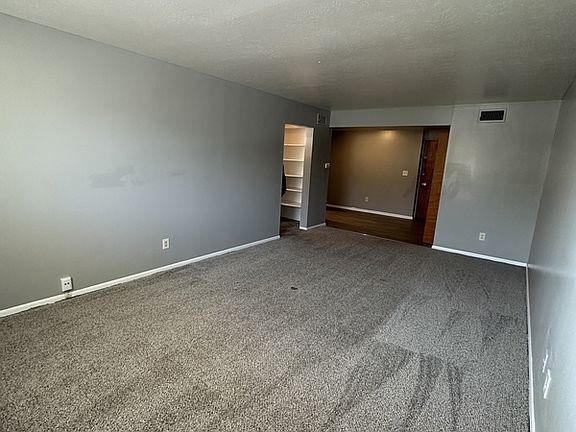 3rd image of 18051 Lakeshore Blvd #205