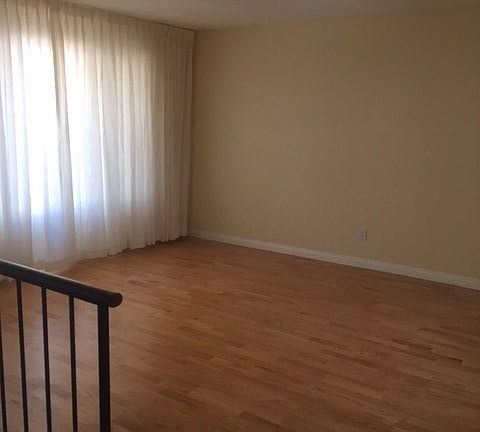 3rd image of 2424 W 228th St