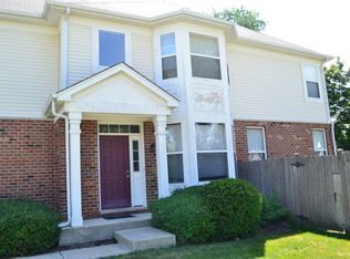 1667 Buckingham Dr, Des Plaines, IL 60018