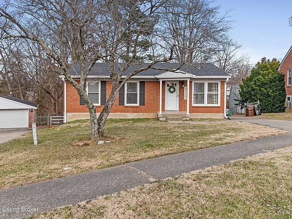 2nd image of 11603 Chasewood Ct