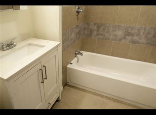 3202 Kennett Sq, Pittsburgh, PA 15213