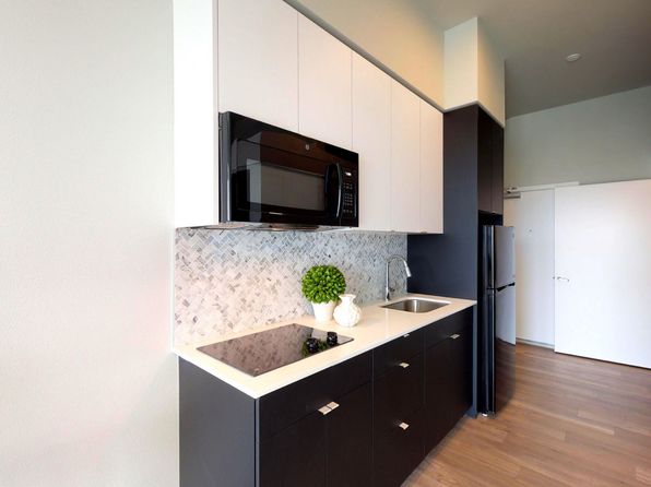 6726 Greenwood Ave N #208