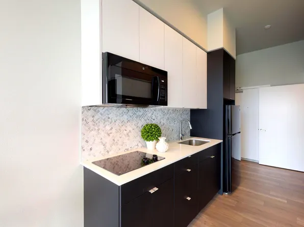 Phinney Flats, 6726 Greenwood Ave N #208, Seattle, WA 98103