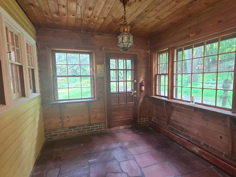 145 Cherry Ln — Photo 21