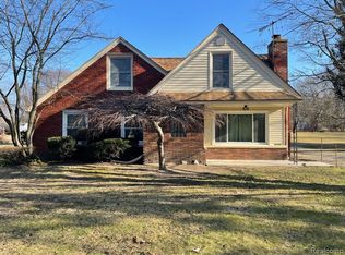 45354 Deneweth Rd, Macomb, MI 48042