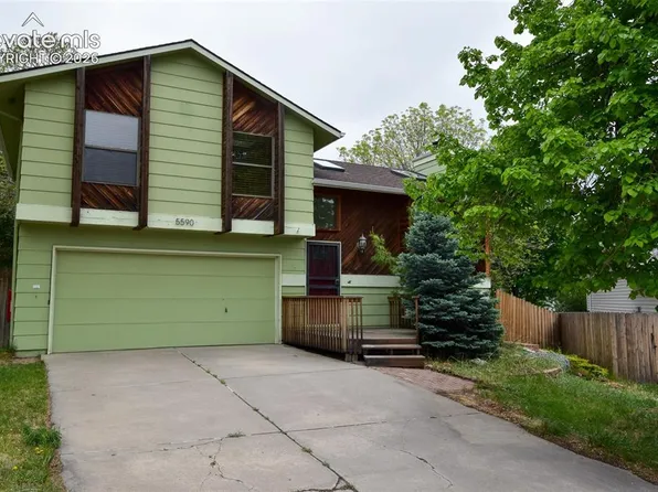 5590 Country Heights Ct, Colorado Springs, CO 80917
