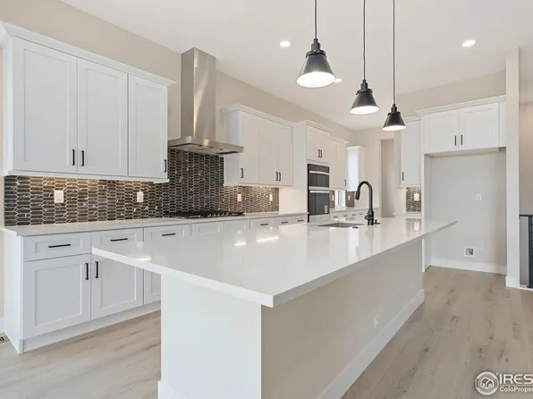 5835 Gianna Dr, Timnath, CO 80547