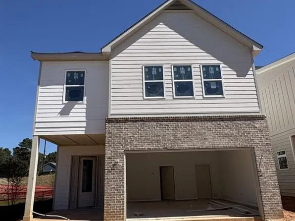 124 Dewey Rd, Lilburn, GA 30047