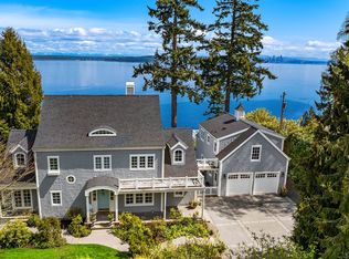 11416 Logg Rd NE, Bainbridge Island, WA 98110